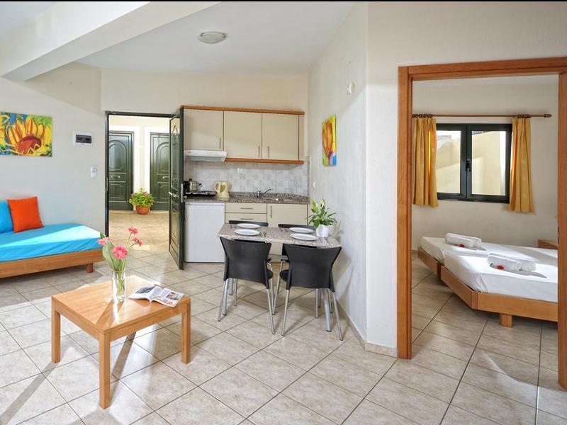 Kristalli Hotel Apartments Malia Extérieur photo