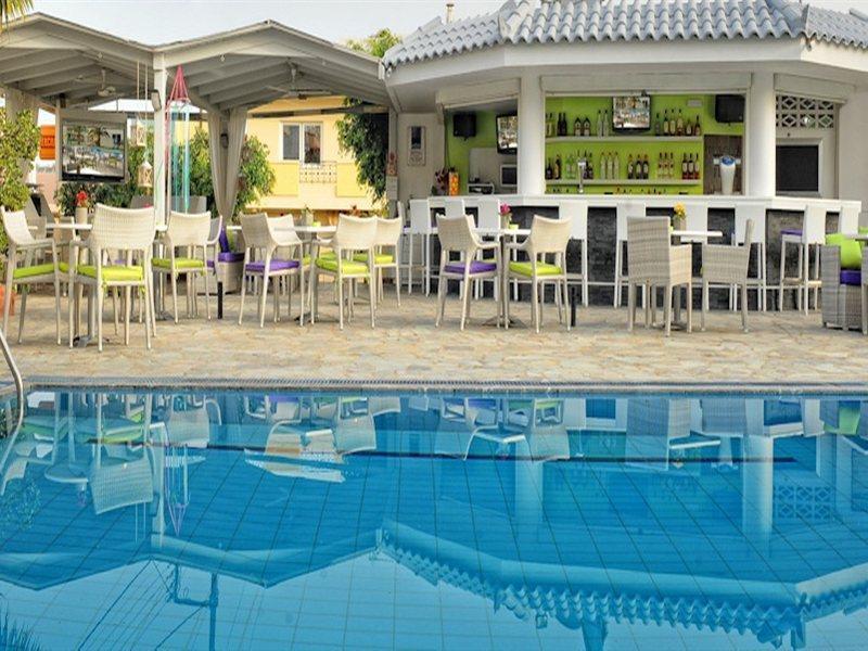 Kristalli Hotel Apartments Malia Extérieur photo