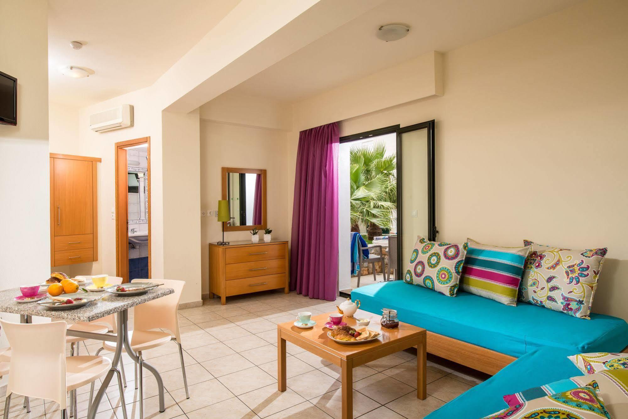 Kristalli Hotel Apartments Malia Extérieur photo